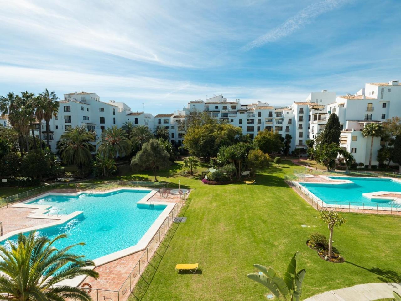 Contemporary Central Apartment Marbella Exterior foto